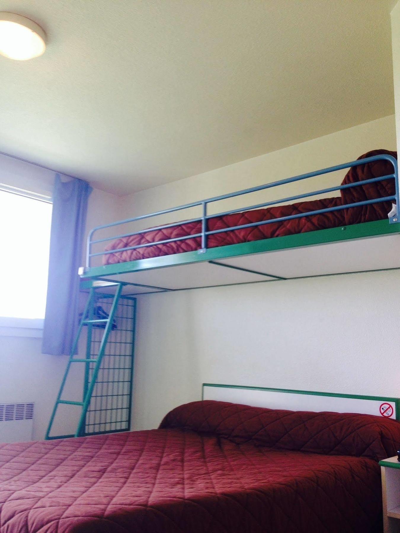 Hotel Aireco Cazères-sur-lʼAdour Esterno foto